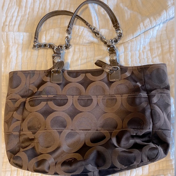COACH | Brown Coach Tote - Picture 2 of 6